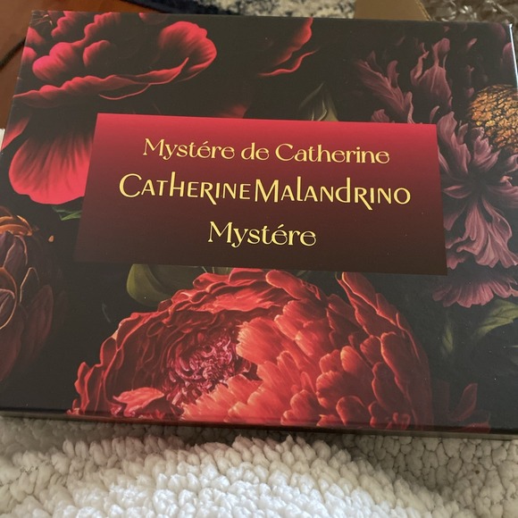 Catherine Malanrino‎ 3 Piece Mystère 3.4 oz Eau de Parfum 6.8 oz Lotion Gift Set - Picture 1 of 3